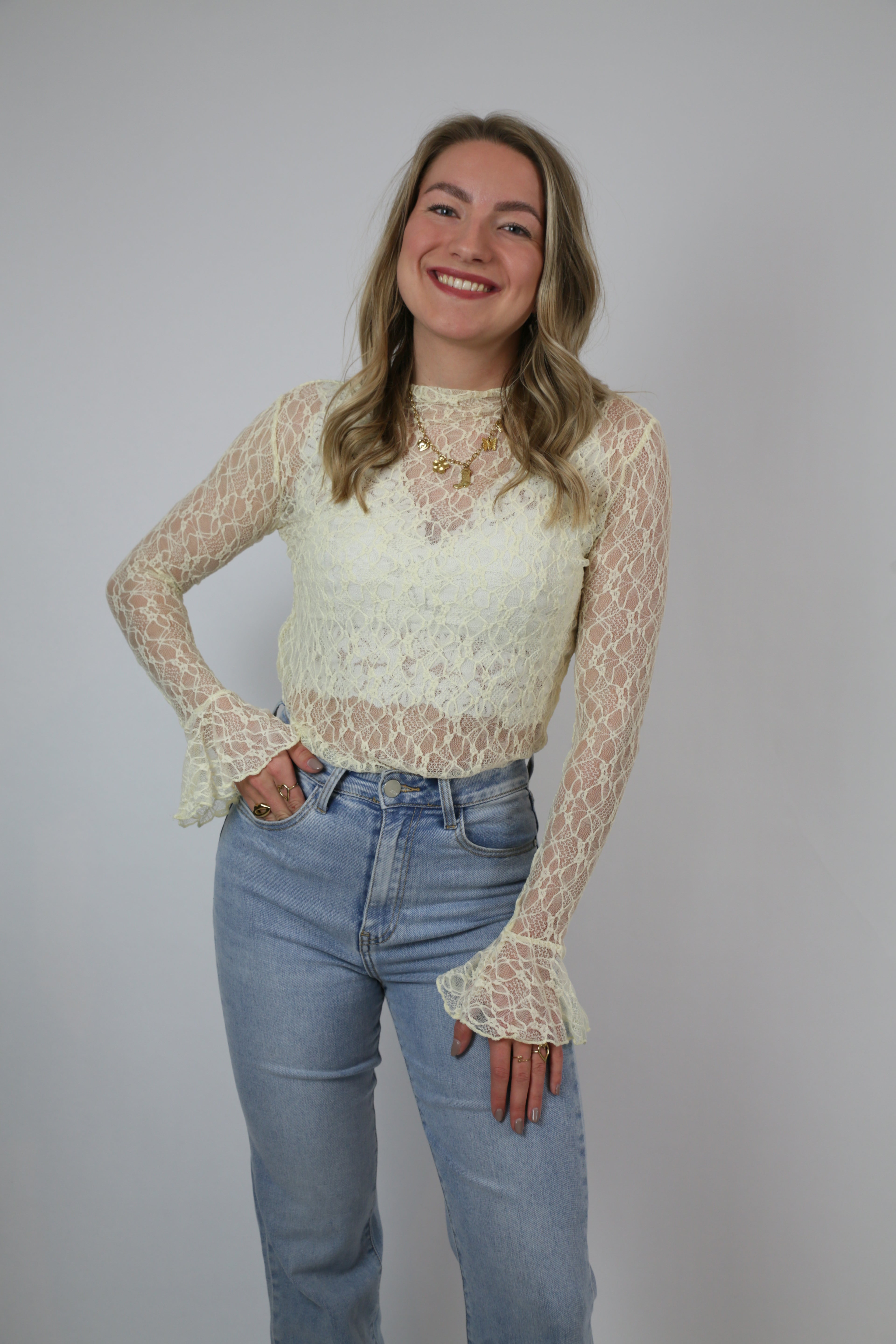 Nikki lace top butter yellow